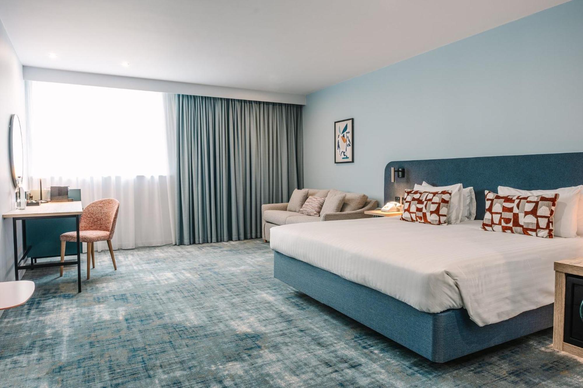 Voco Winchester Hotel & Spa By Ihg Экстерьер фото