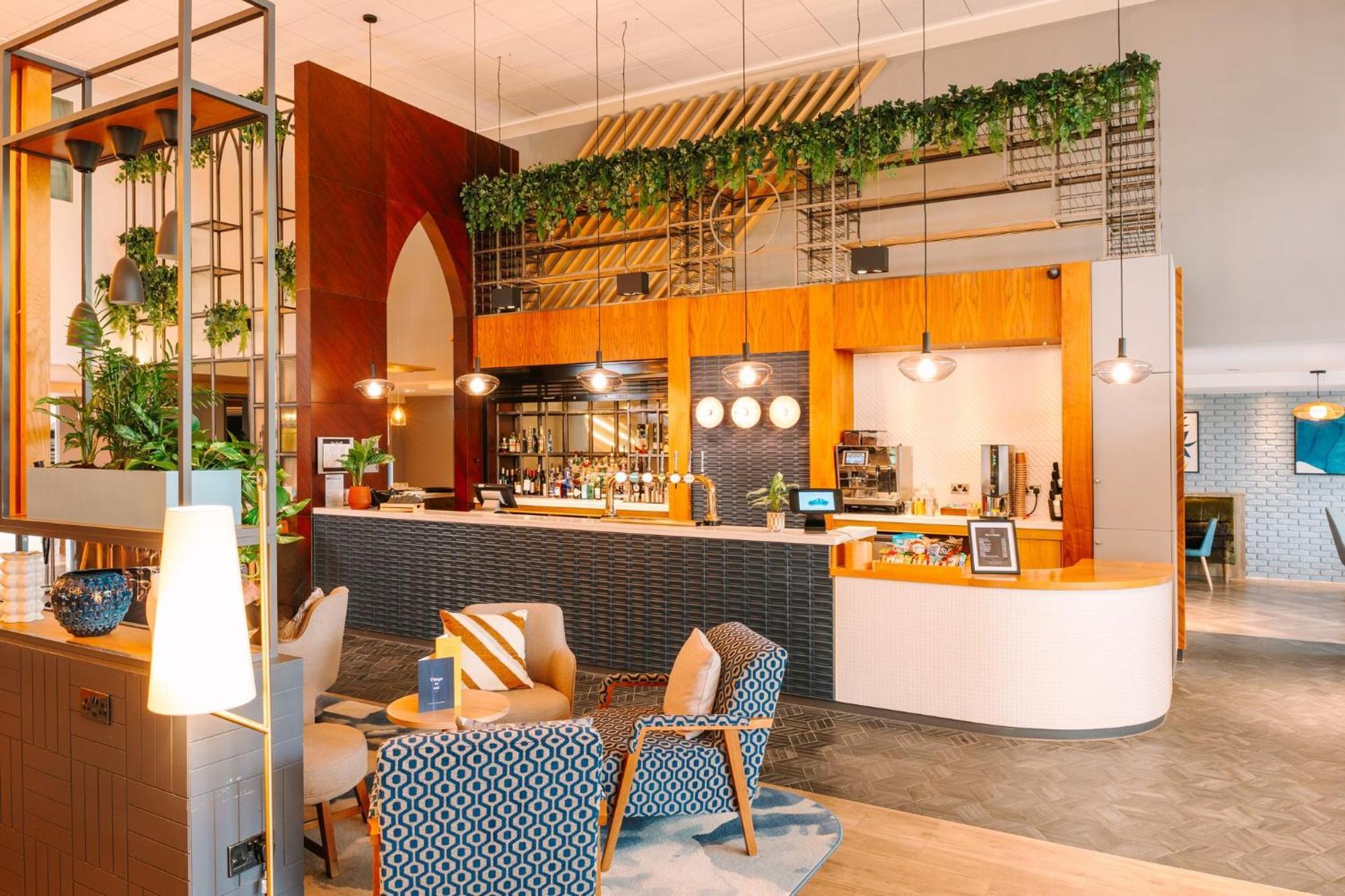 Voco Winchester Hotel & Spa By Ihg Экстерьер фото